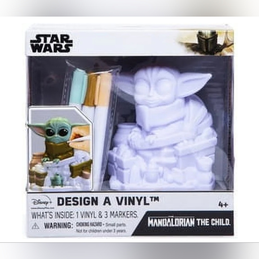 Disney Star Wars Mandalorian Design A Vinyl Grogu Child Baby Yoda NEW BOX Color